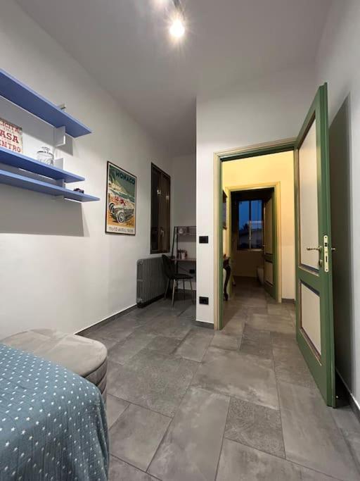 App Di Tania Apartment Reggio Emilia Luaran gambar