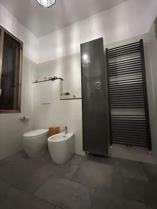 App Di Tania Apartment Reggio Emilia Luaran gambar