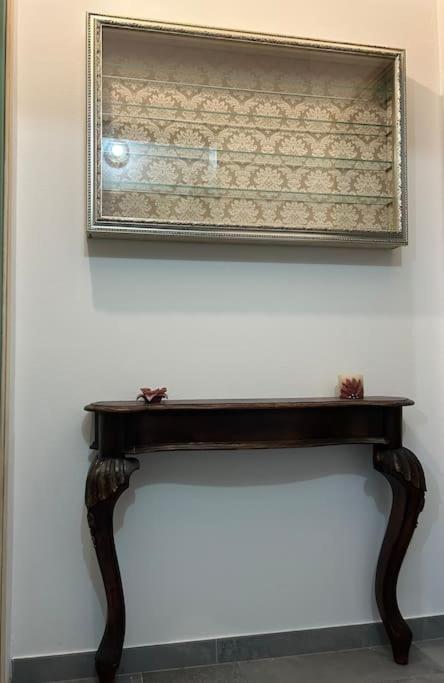 App Di Tania Apartment Reggio Emilia Luaran gambar