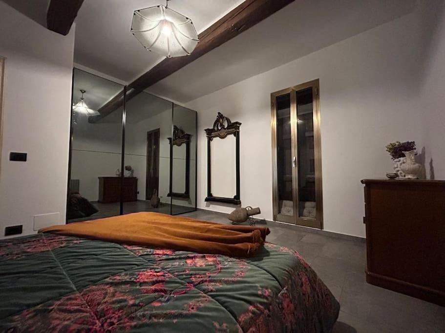 App Di Tania Apartment Reggio Emilia Luaran gambar