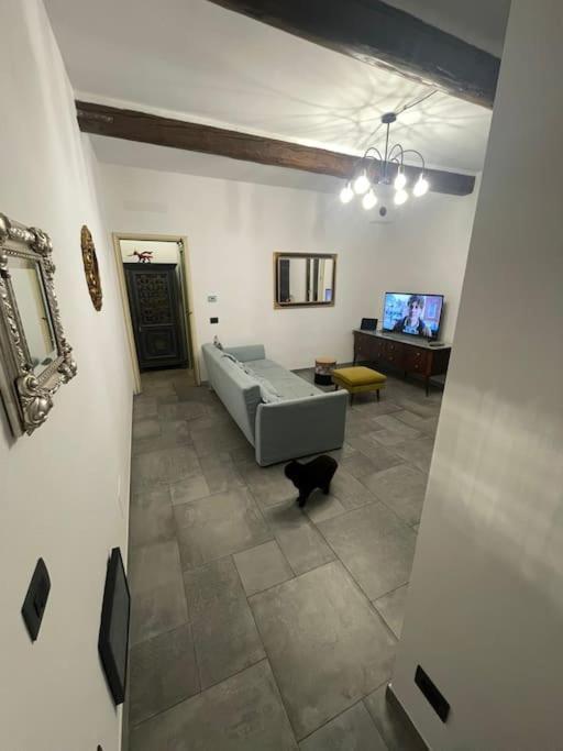 App Di Tania Apartment Reggio Emilia Luaran gambar