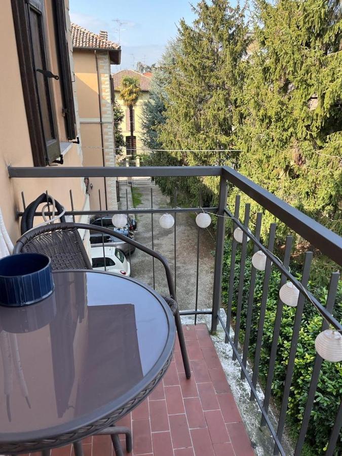 App Di Tania Apartment Reggio Emilia Luaran gambar